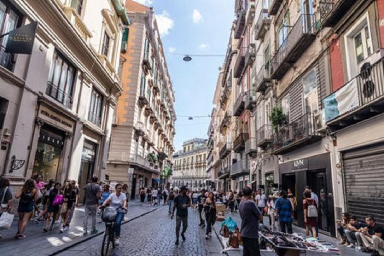 Yacht Club Angioino Hotel Napoli Bagian luar foto